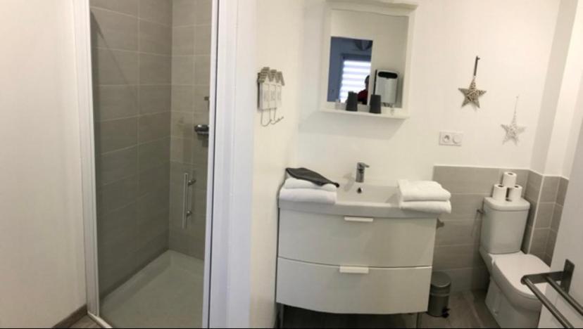 Le Relais De La Hardiesse 6Km Mont St Michel - Chambres Doubles - Suite Spa Privatif Courtils Ruang foto