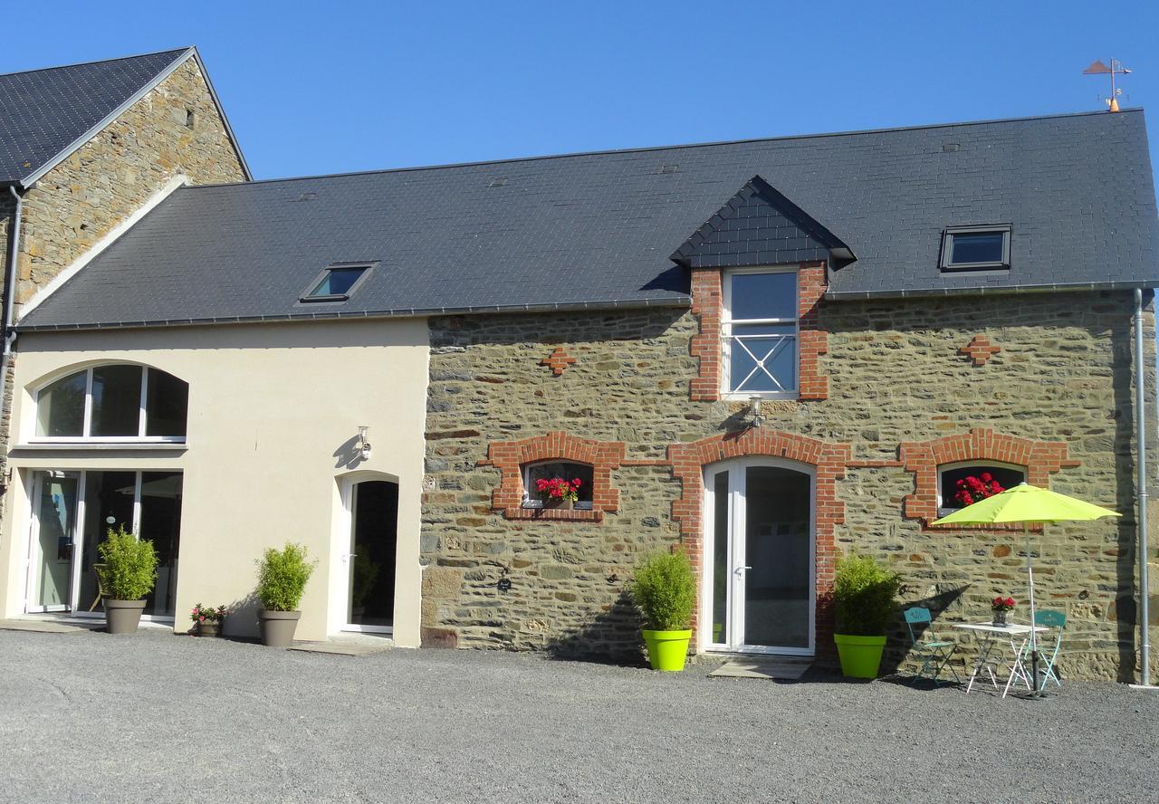 Le Relais De La Hardiesse 6Km Mont St Michel - Chambres Doubles - Suite Spa Privatif Courtils Bagian luar foto